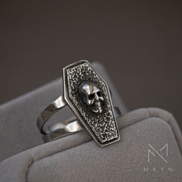 Gothic Ring - Coffin