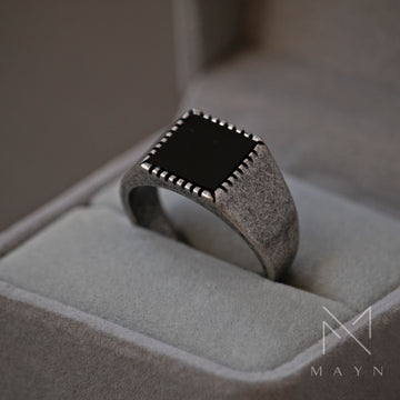 Signet Ring - Old