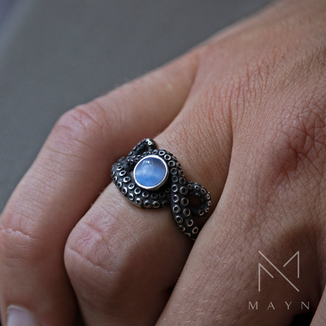 Statement Ring - Octo-moon