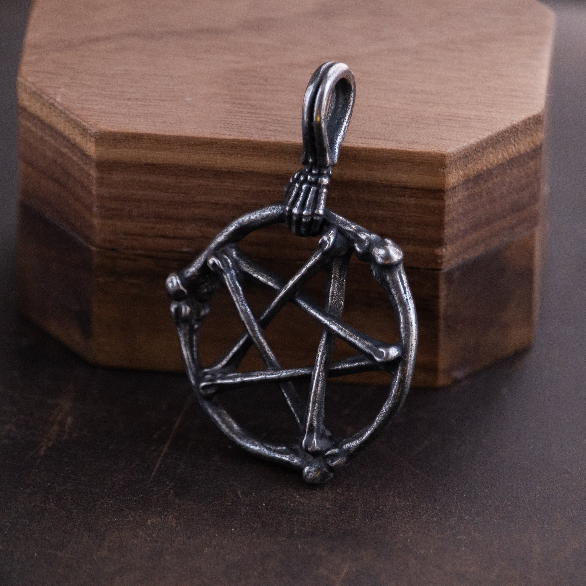 Gothic Necklace - Penta